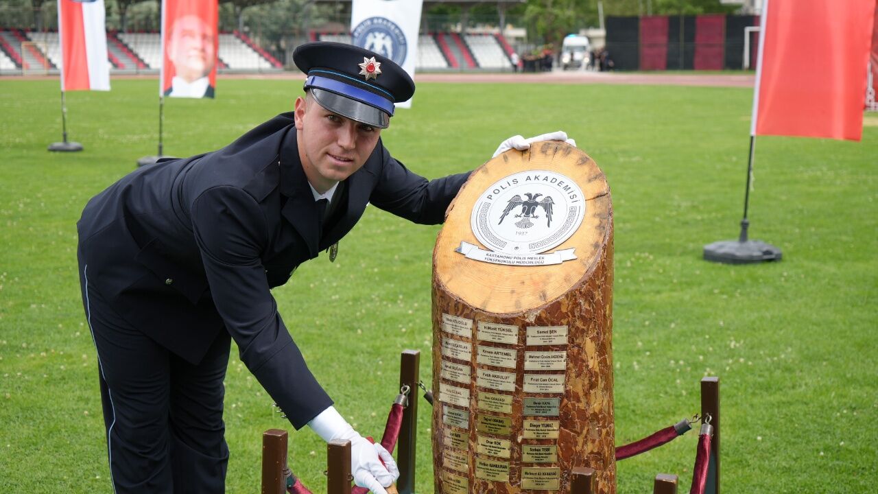 Polis Okulu Birinci