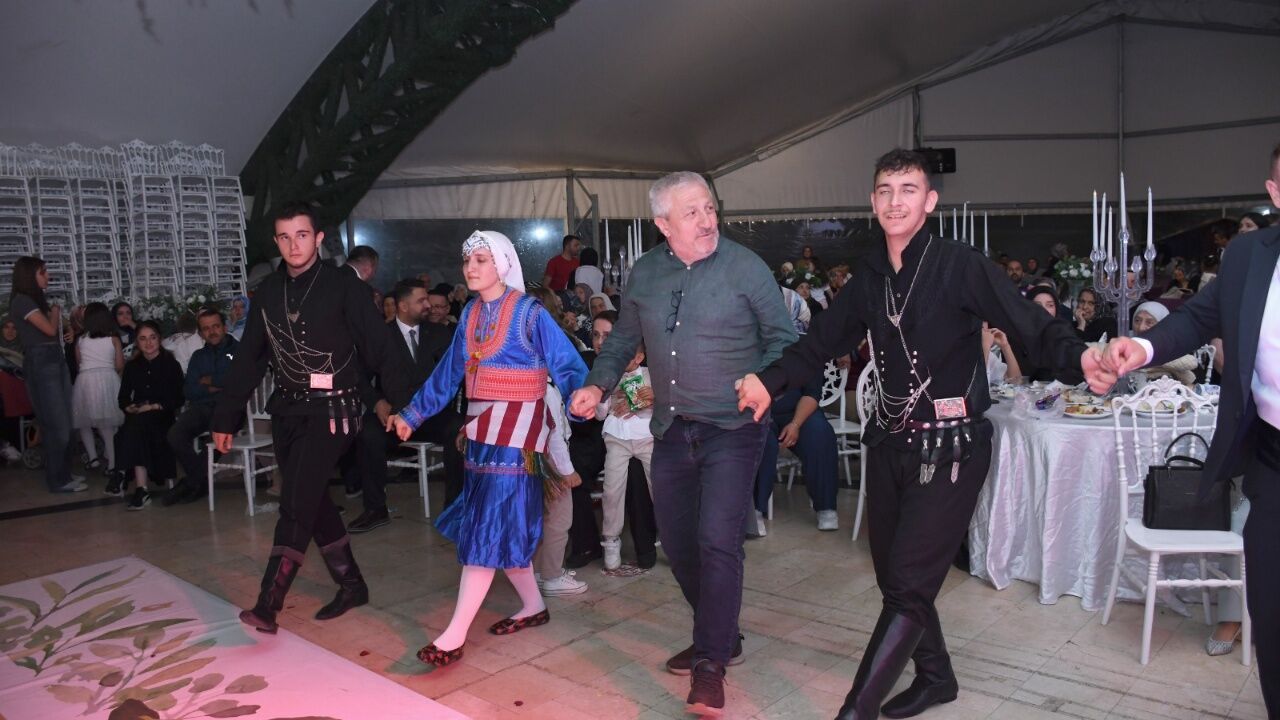 Taşköprü’de Unutulmaz Düğün Şöleni! Müdürler De Horon Teper (1)