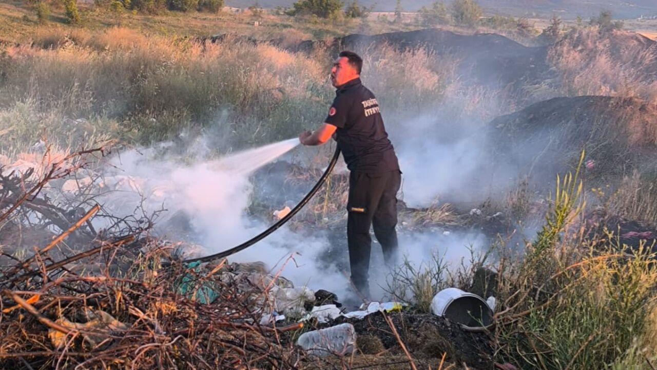 Taşköprü’de Yangın Alarmı Kırha Köyü’nde Ekipler Seferber Oldu (2)