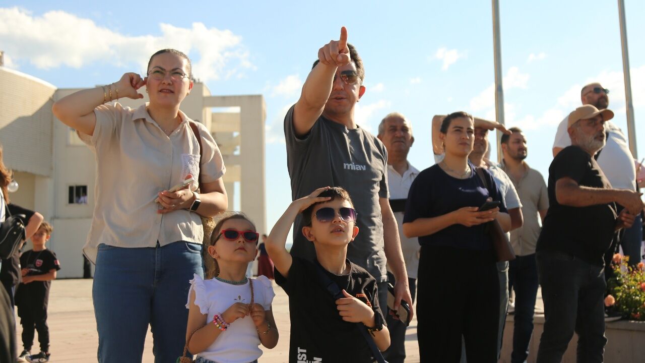 Türk Yıldızları Kastamonu’da Nefes Kesti! Prova Uçuşuna Büyük İlgi (1)