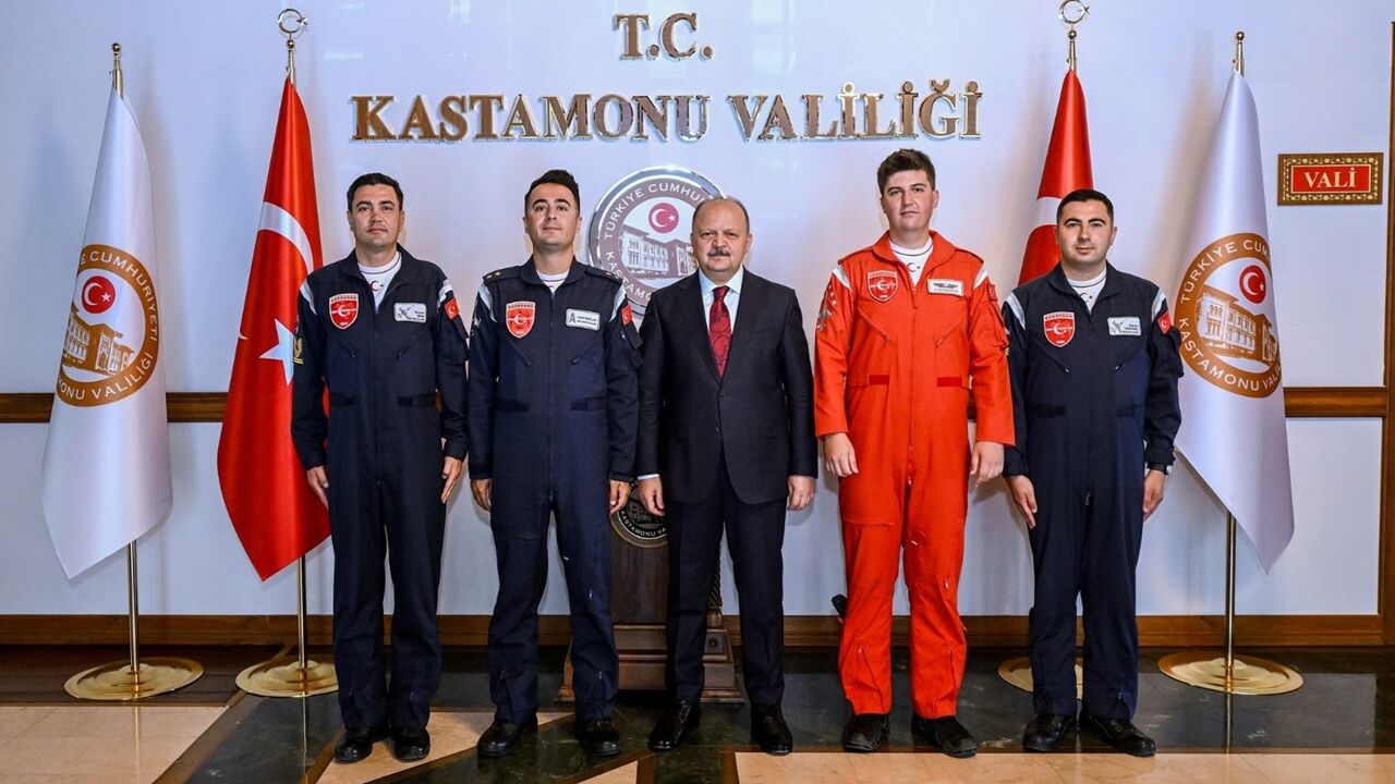 Türk Yıldızları Vali Dalli (1)