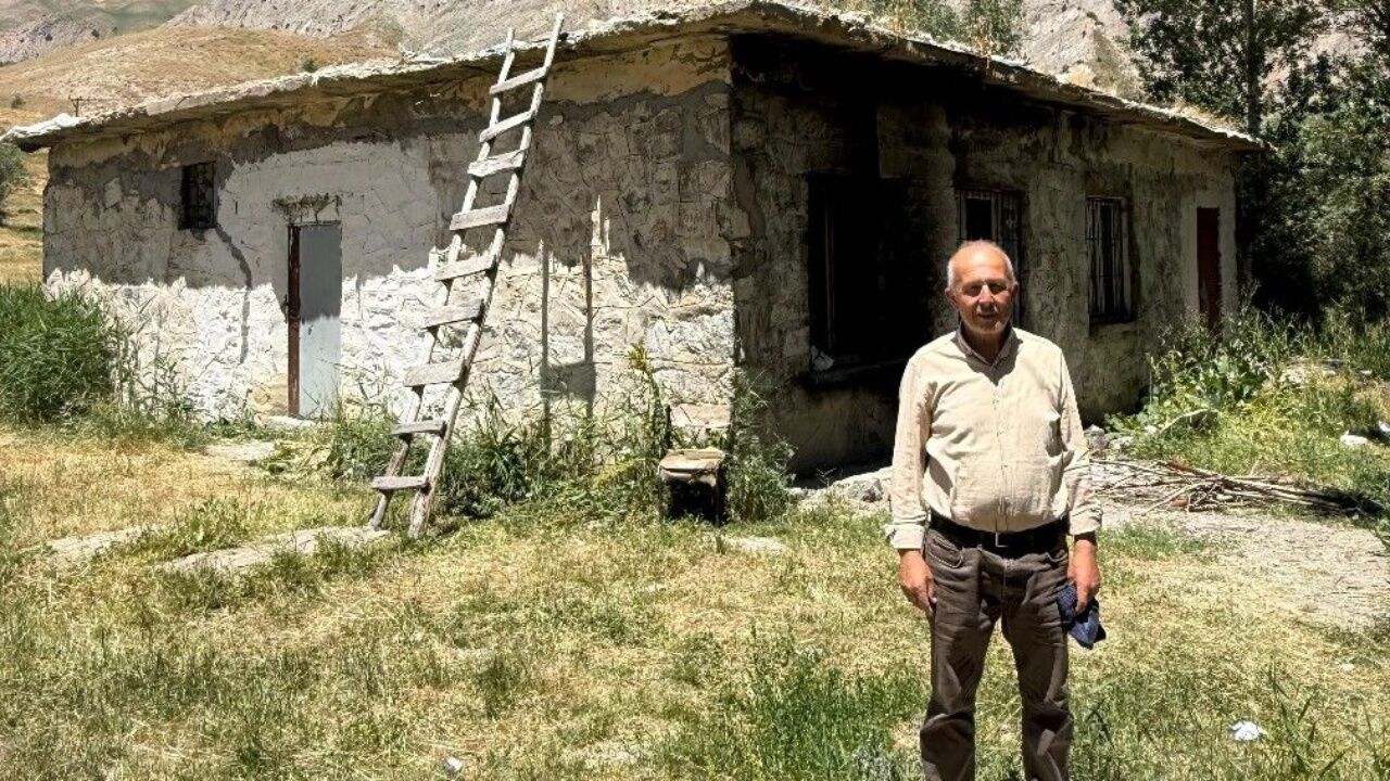 43 Yıllık Bir Vefa Hikâyesi İlk Adımını Hakkâri’de Atmıştı, Taşköprü’den Emekli Oldu (1)