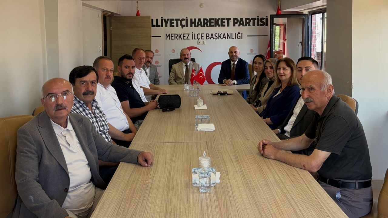 Ak Parti Mhp (3)