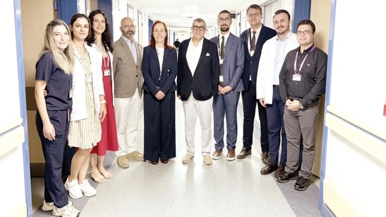 Anne Karnında Ameliyat Türkiye De Ilk (3)-1