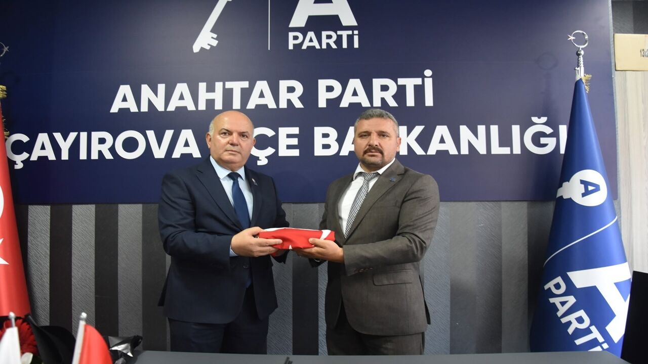 Ayhan Tarhana (1)