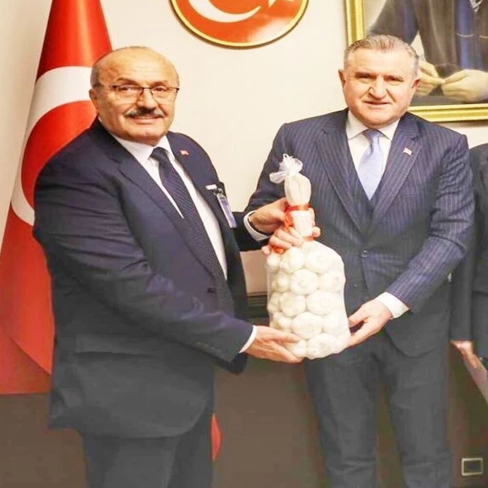 Bakan Bak Hüseyin Arslan 1