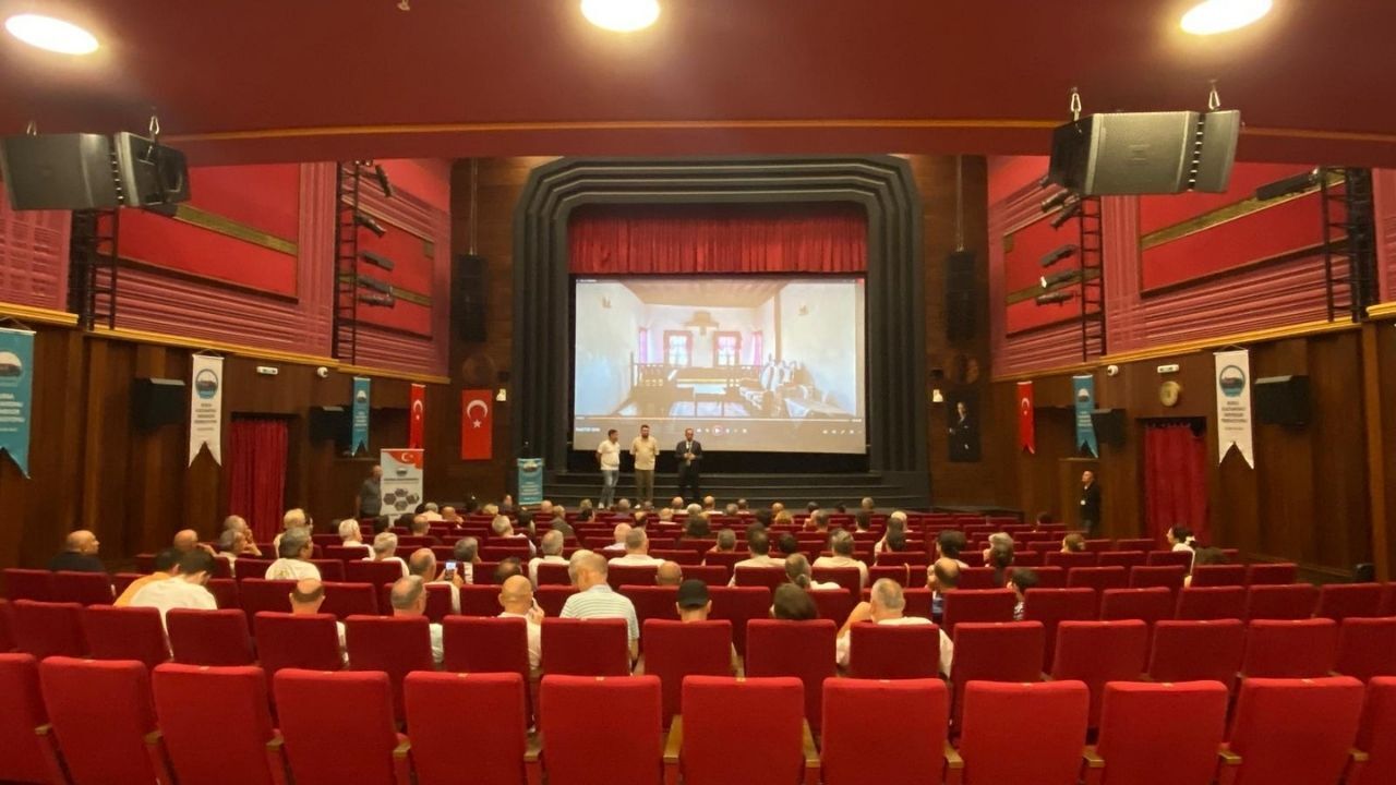 Bursa’da Kastamonu Rüzgarı Ahşabın Cazibesi Yoğun Ilgi Gördü (5)