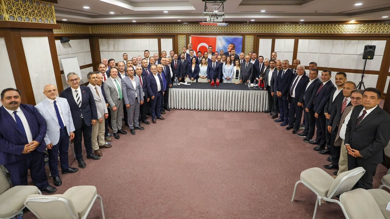 Chp De Muhalif (2)