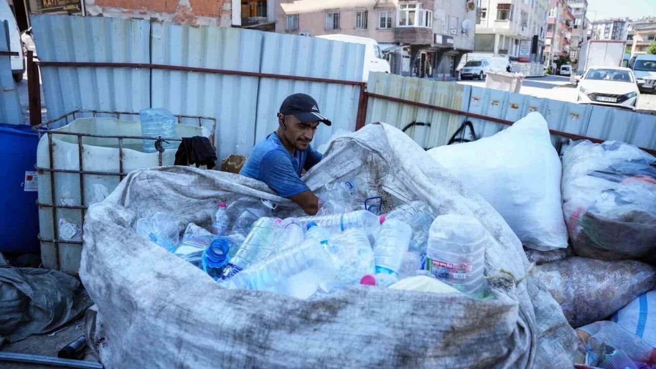 Depozito Uygulaması Sonrası Sokak Toplayıcıları Zor Durumda (1)