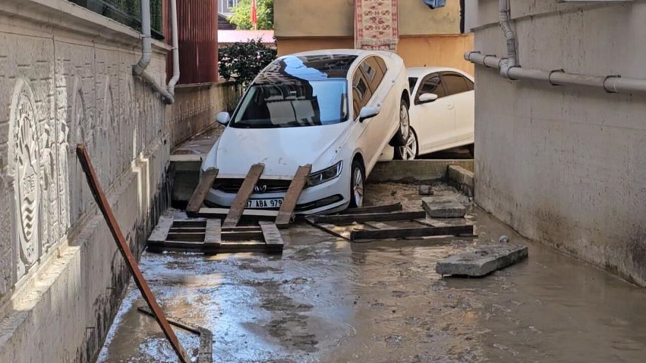 Ekipler Sahada Valilik (2)