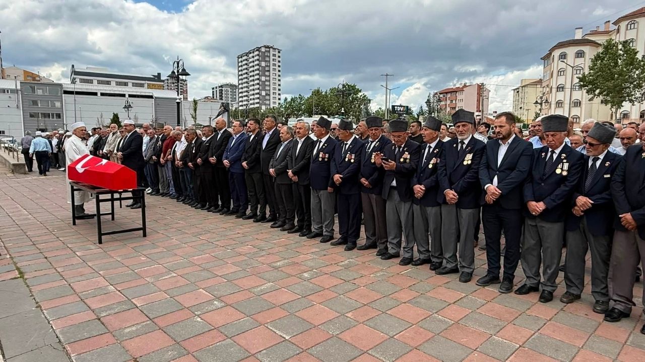 Emin Hırlı (3)
