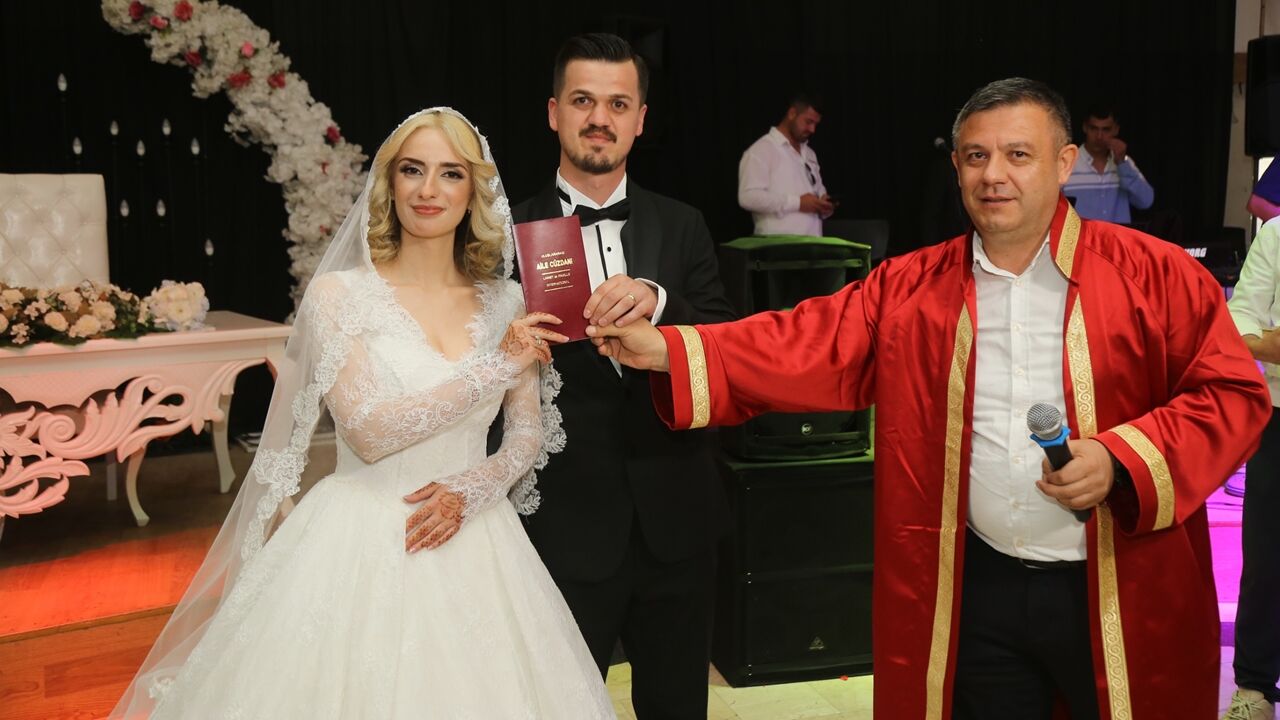 Göktürk Ve Yeliz Çifti Dünya Evine Girdi (3)