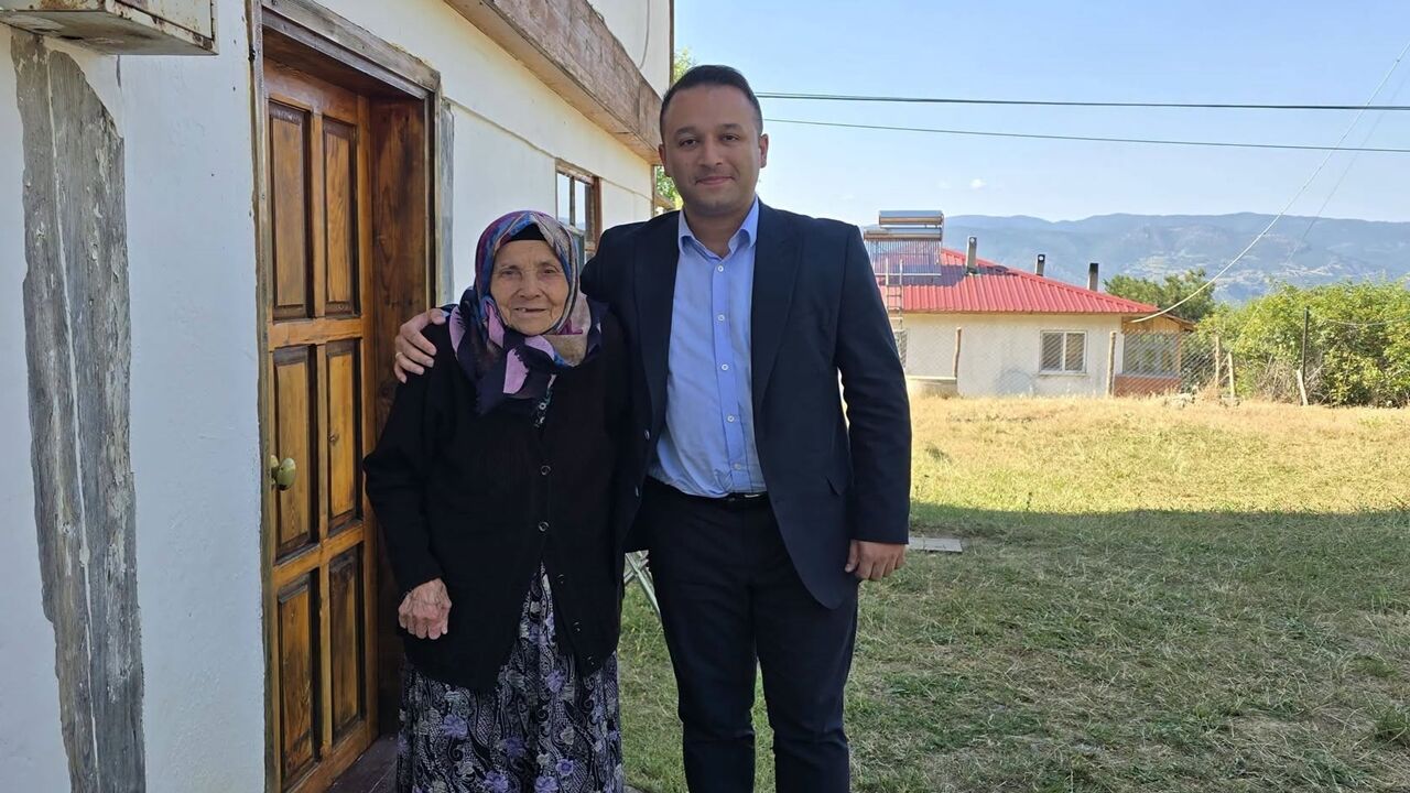 Hanönü Kaymakamı Ilk Ziyaret Şehit Ailesi (1)