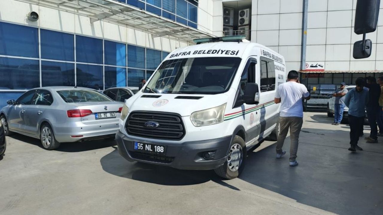İnşaat Iskelesi Çöktü, 47 Yaşındaki Işçi Yaşamını Yitirdi (2)