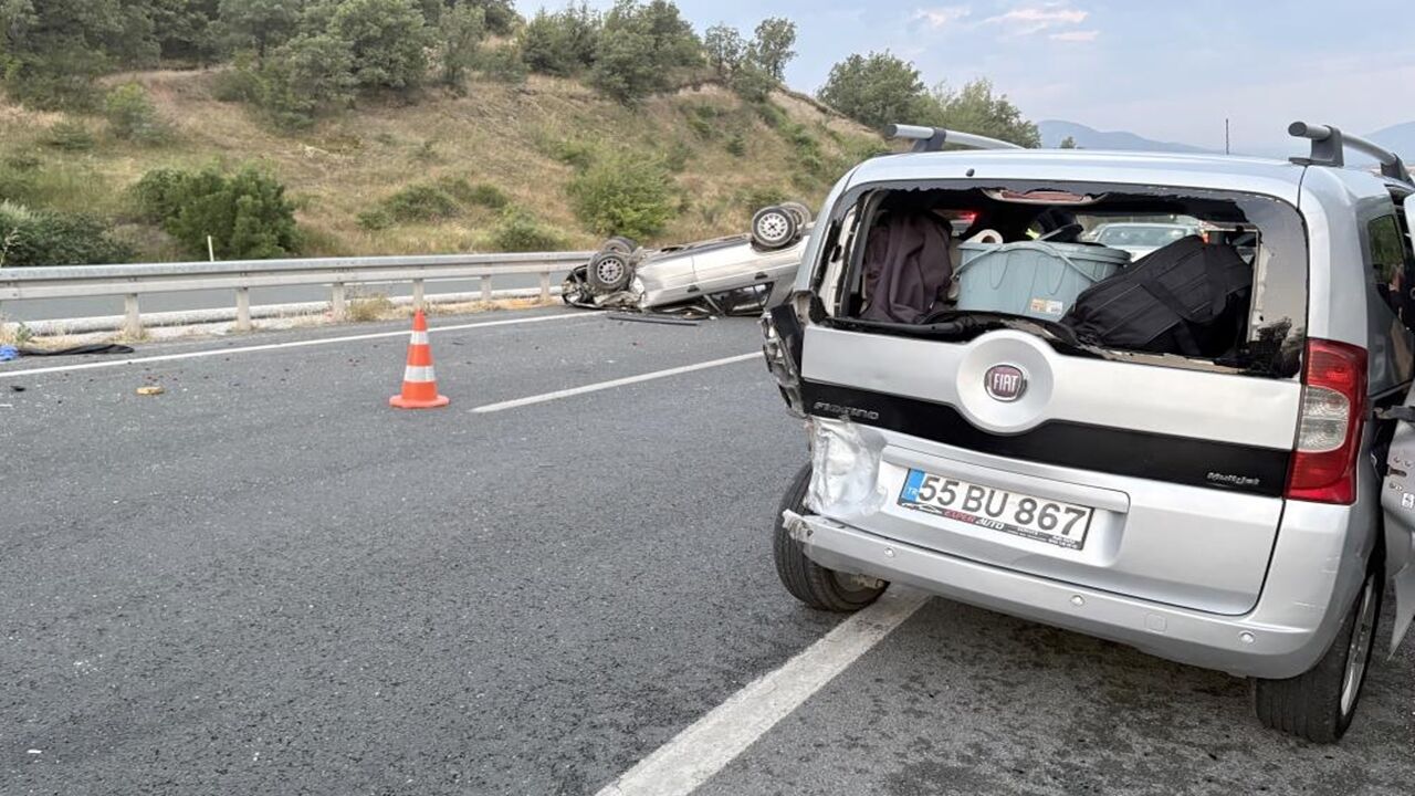 Kastamonu Da Feci Kaza Savaş Alanına Döndü (4)