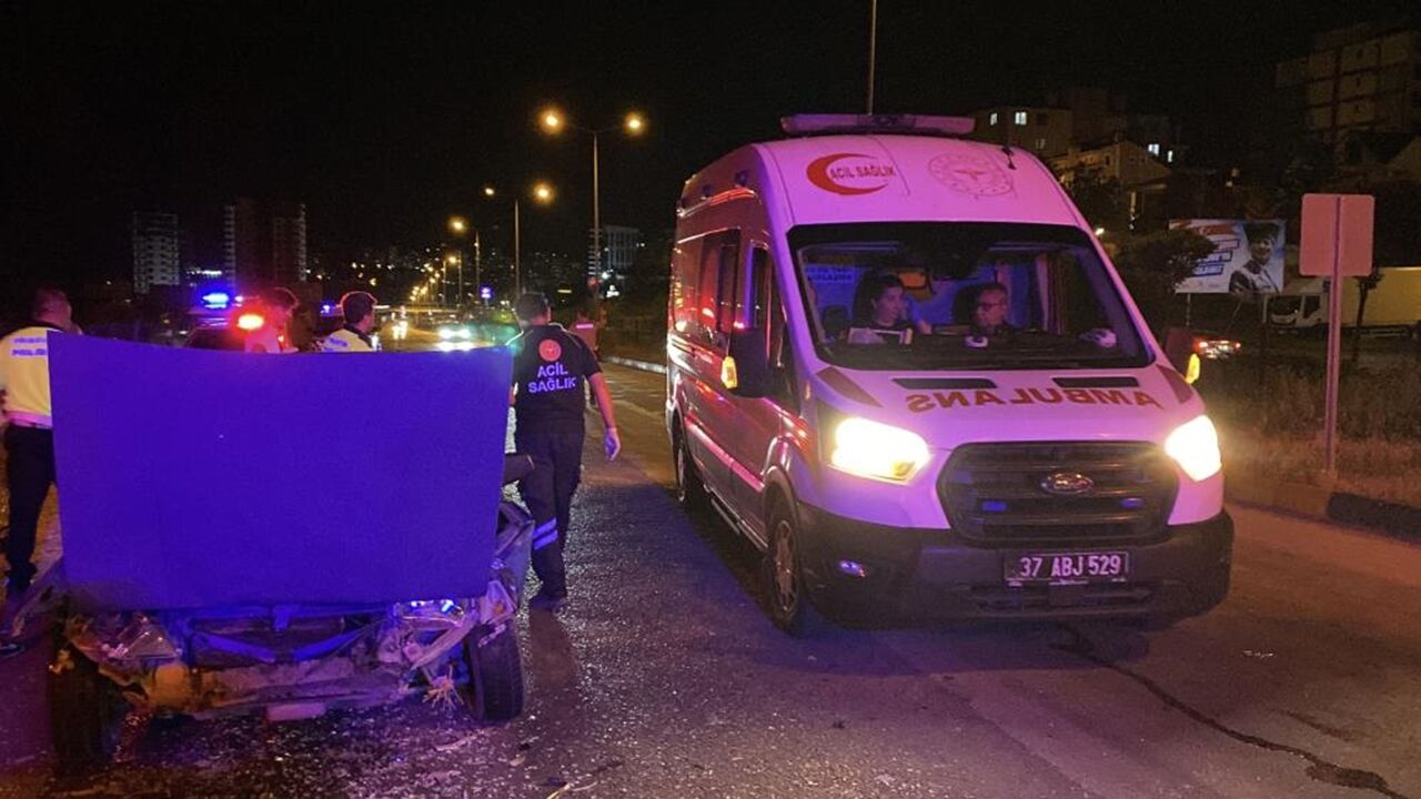 Kastamonu Fevi Kaza Yaralılar Var (3)
