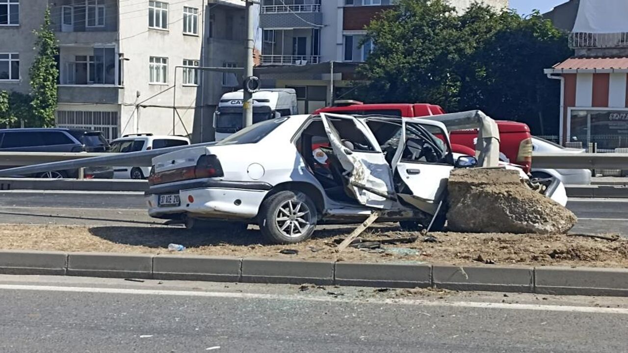 Kastamonu Plakalı Oto Bafra Kaza (1)