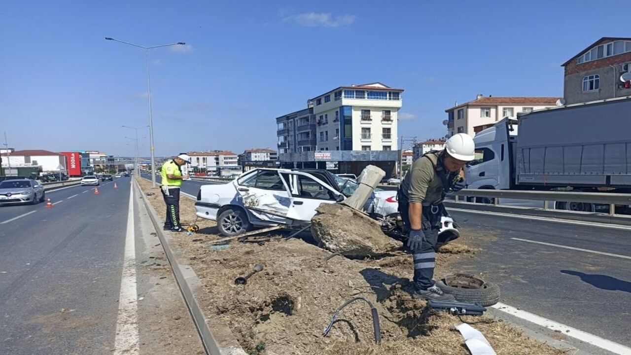 Kastamonu Plakalı Oto Bafra Kaza (2)