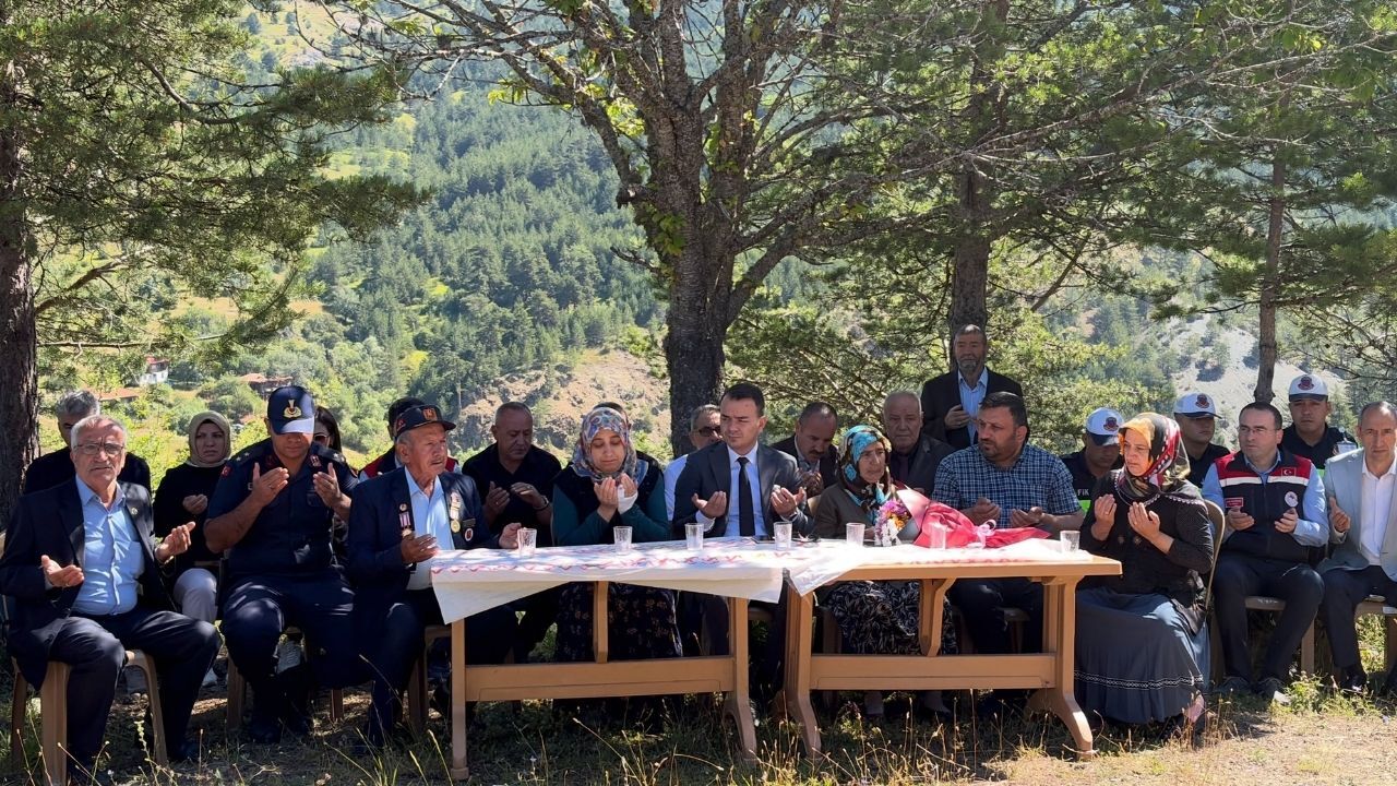 Kastamonu, Şehidi Ayhan Çayır’ı Dualarla Yad Etti (3)