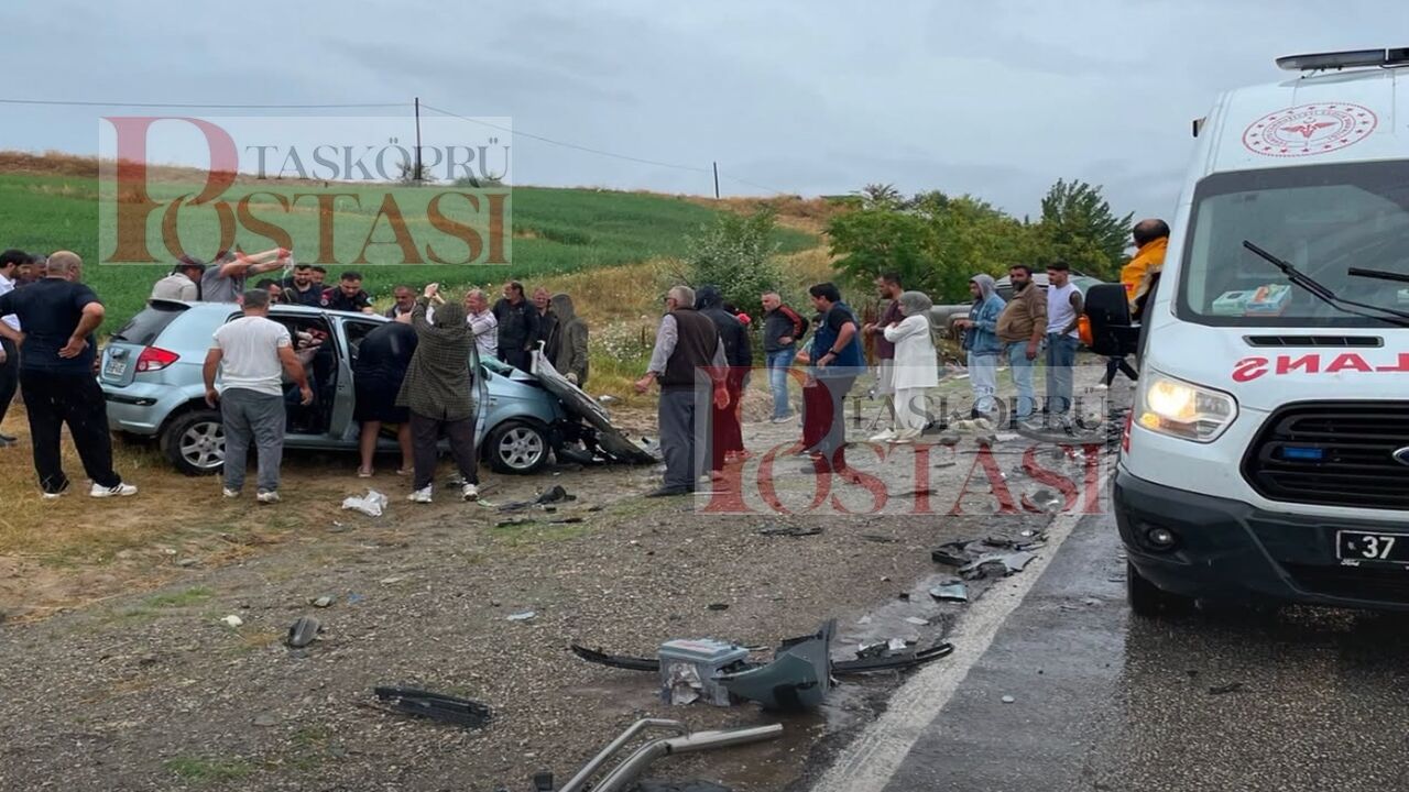 Kastamonu Taşköprü Feci Kaza 6 Yaralı (1)-1