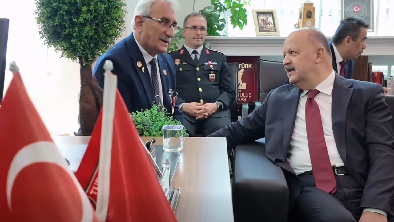 Kastamonu'da 15 Temmuz Programı Kapsamında Şehitlik Ziyareti Gerçekleştirildi (5)