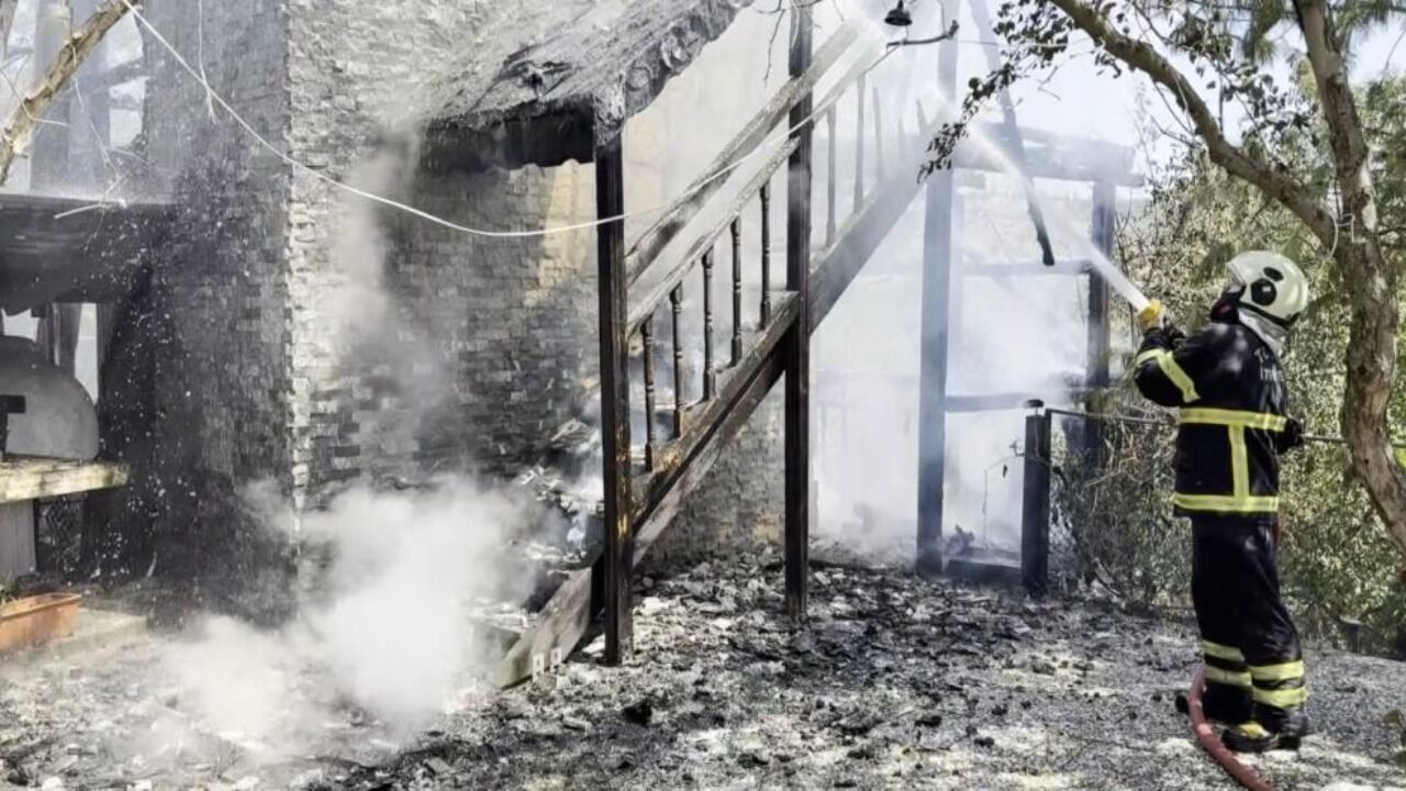 Kastamonu’da Alevler Ormana Ramak Kala Durduruldu (5)