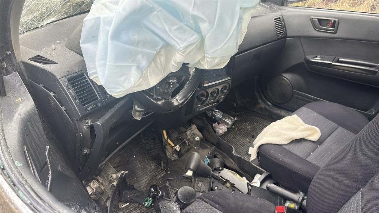 Kastamonu’da Otomobil Su Birikintisine Kapıldı 3 Yaralı (2)