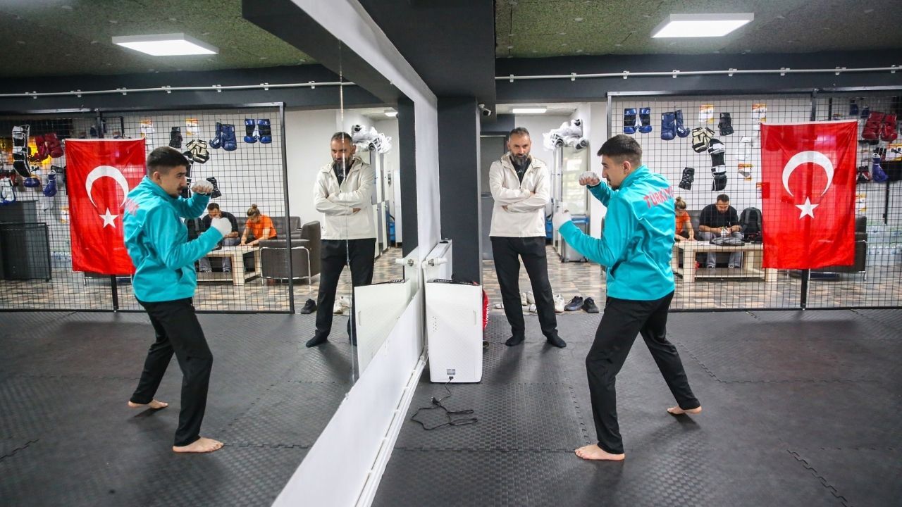 Kastamonu’da Yaramaz Diye Spora Başladı, Ringlerde Şampiyon Oldu (8)