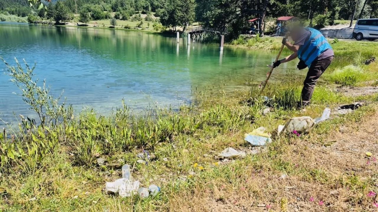 Kastamonu’da Yükümlüler Taşçılar Göleti’ni Temizledi (2)