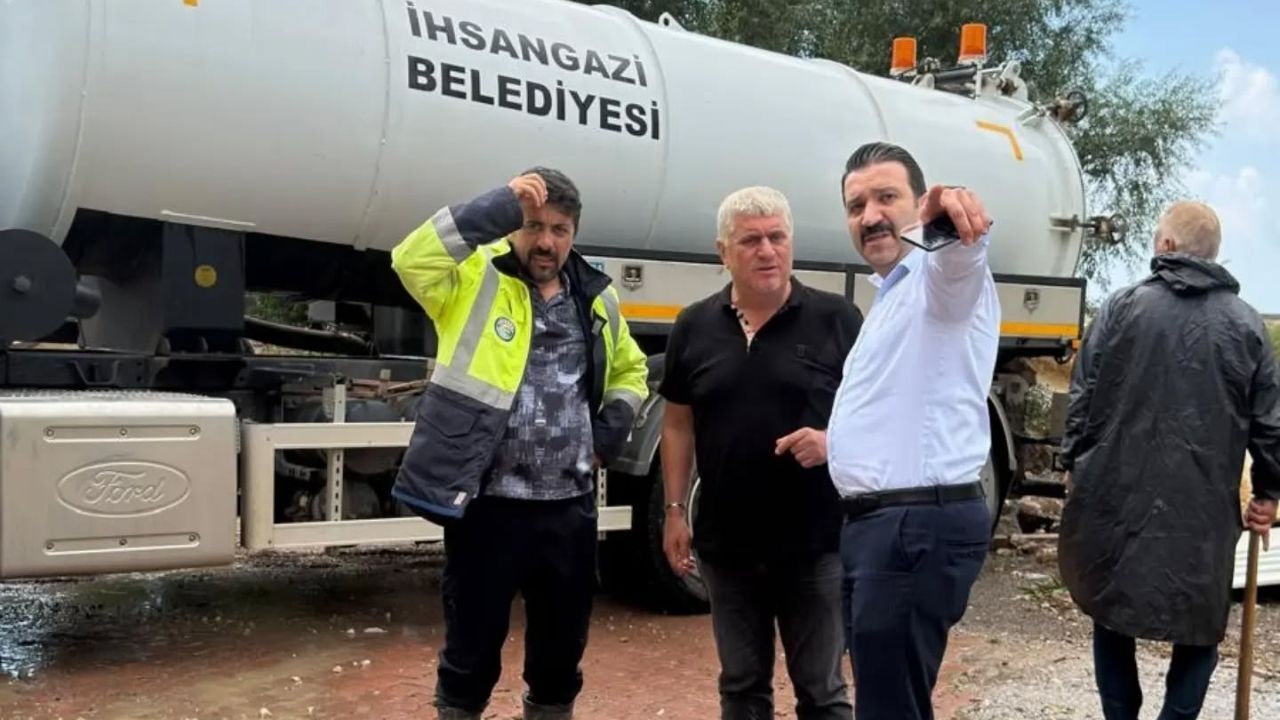 Mhp Kastamonu İl Başkanı Emre Şahin Afet Bölgesinde (2)