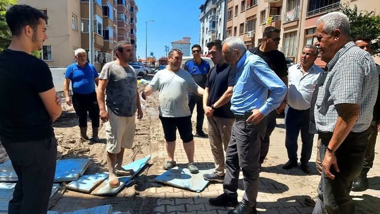 Murat Başesgioğlu Afet Bölgesinde (3)