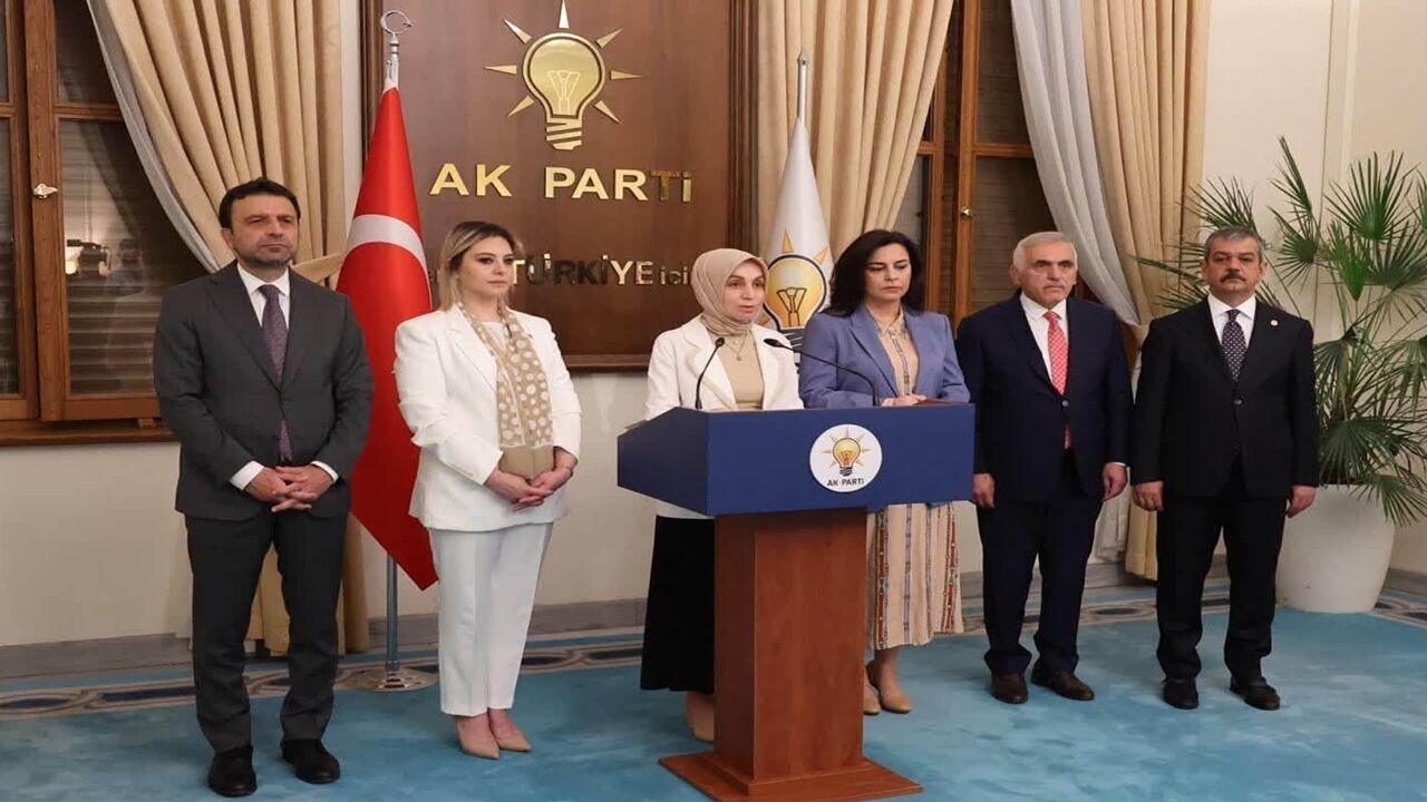 Serap Ekmekci Basın Toplantıbı (1)
