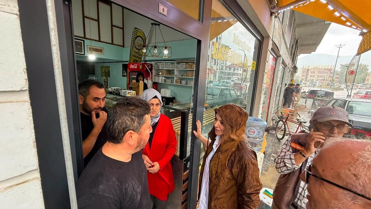 Serap Ekmekci Cide (4)-1