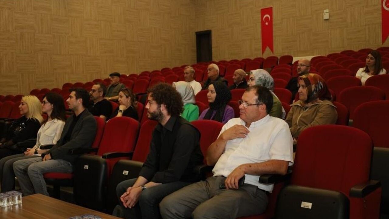Sevilen Türküler (2)