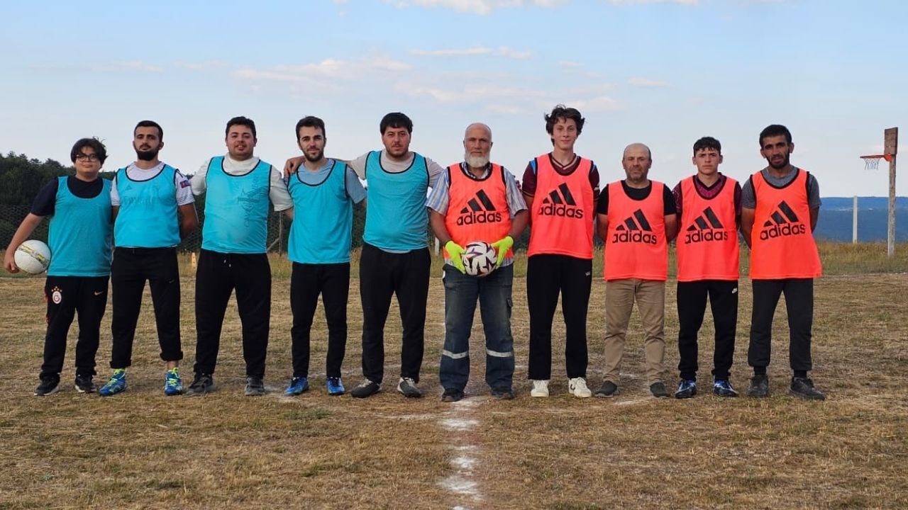 Spor Malzemesi Desteği Taşköprü’deki Köyün Heyecanını Katladı (1)