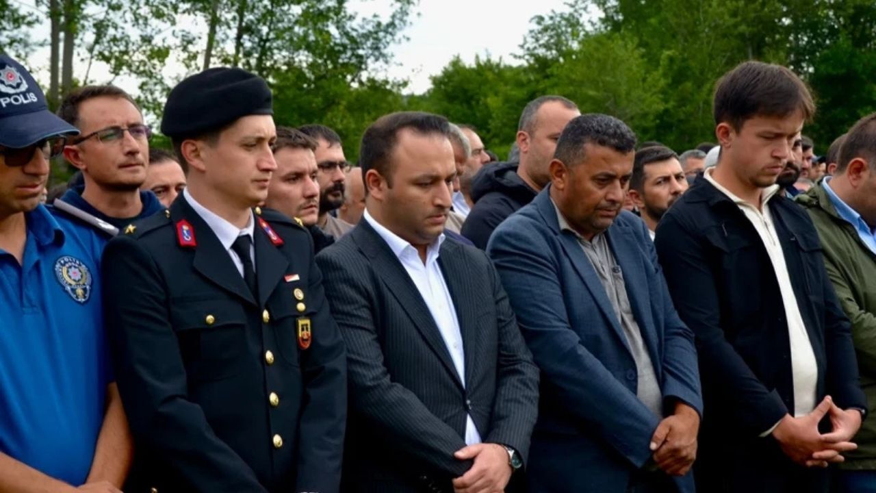 Taşköprü, 24 Yaşındaki Askeri Personele Gözyaşlarıyla Veda Etti (2)