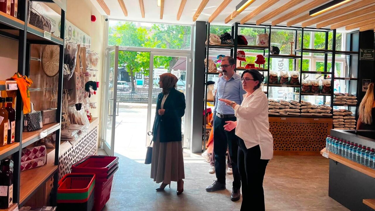 Taşköprü Kadın Kooperatifi’nden Şekerlik Cafe’de Yöresel Lezzet Tanıtımı (2)