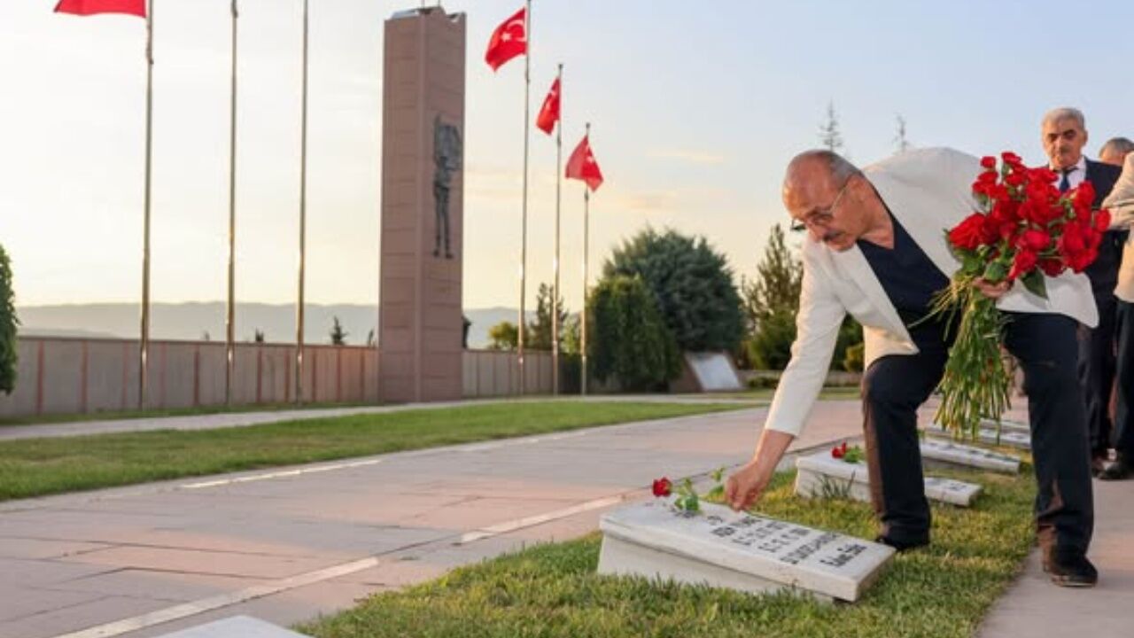 Taşköprü'de 15 Temmuz Demokrasi Ve Millî Birlik Günü Kapsamında Anlamlı Ziyaret