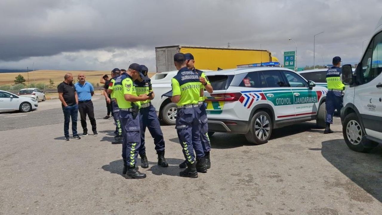 Tem’in Bolu Geçişinde Gurbetçi Dehşeti 2 Kardeş Vuruldu (1)