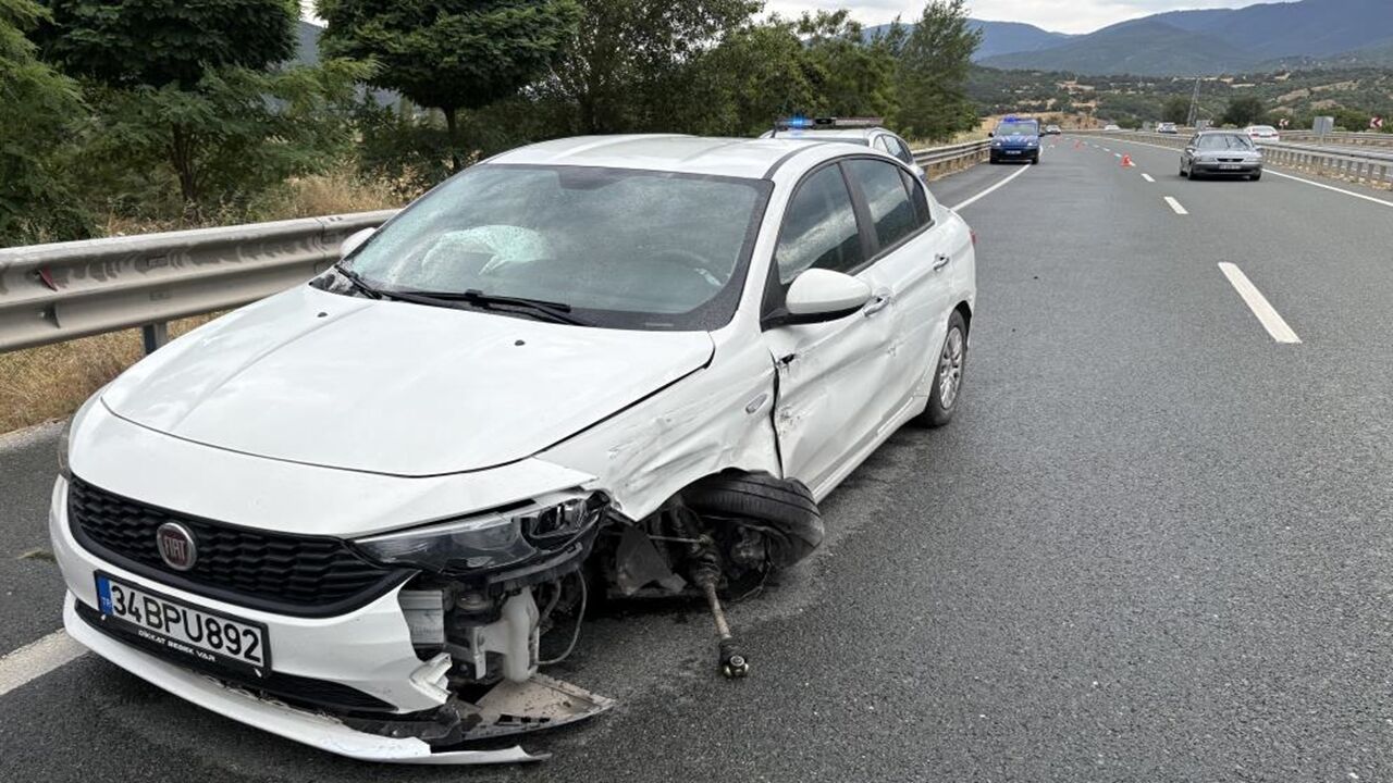 Tosya D100 Feci Kaza 5 Yaralı (4)
