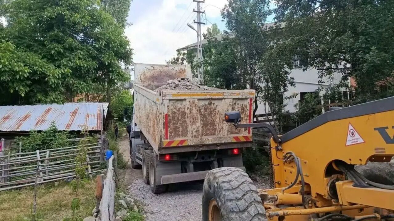 Tosya'da Köylerin Ihtiyaçlarına Yönelik Çalışmalar Sürdürülüyor 2