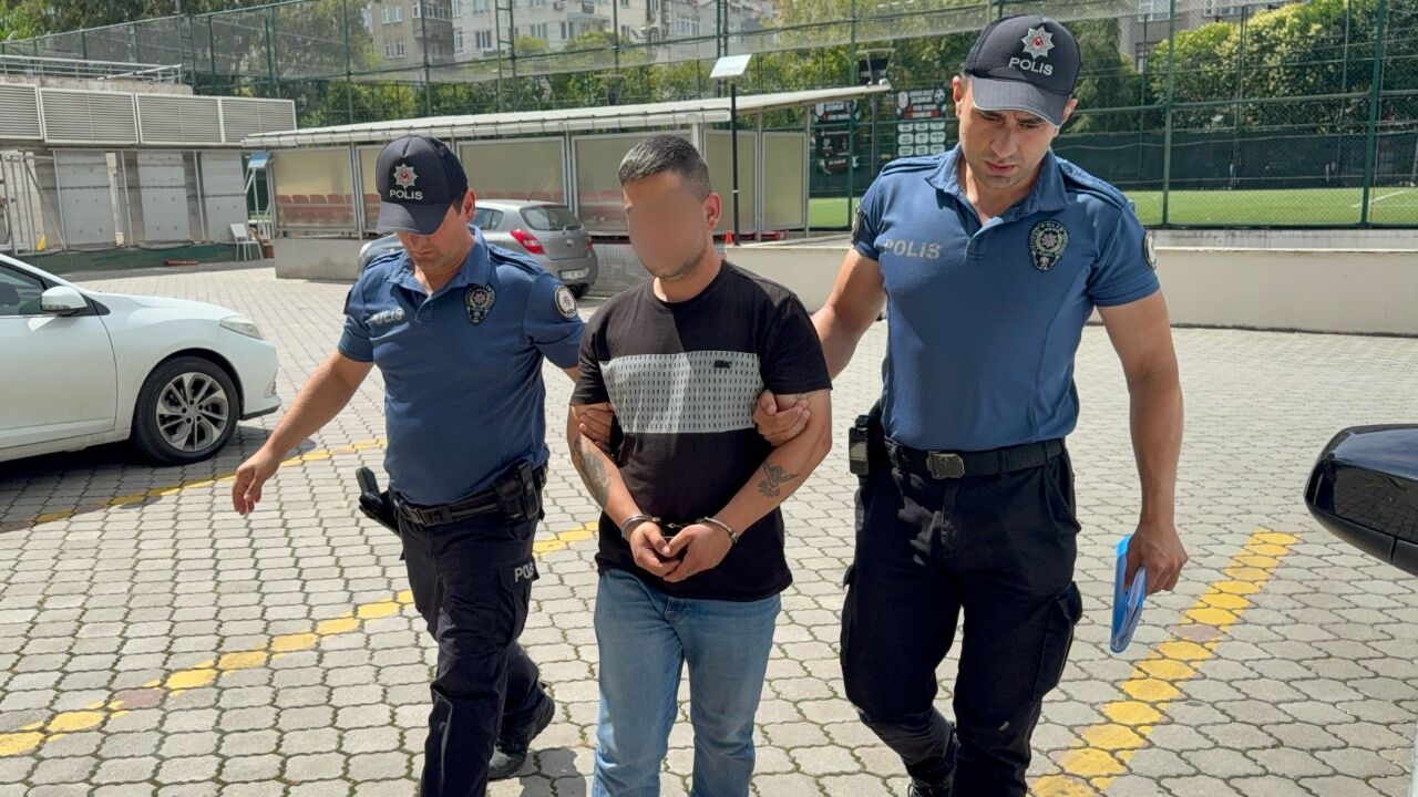 Yeni Aldığı Silahı Denerken Hastaneye Kurşun Isabet Ettirdi! Tutuklandı