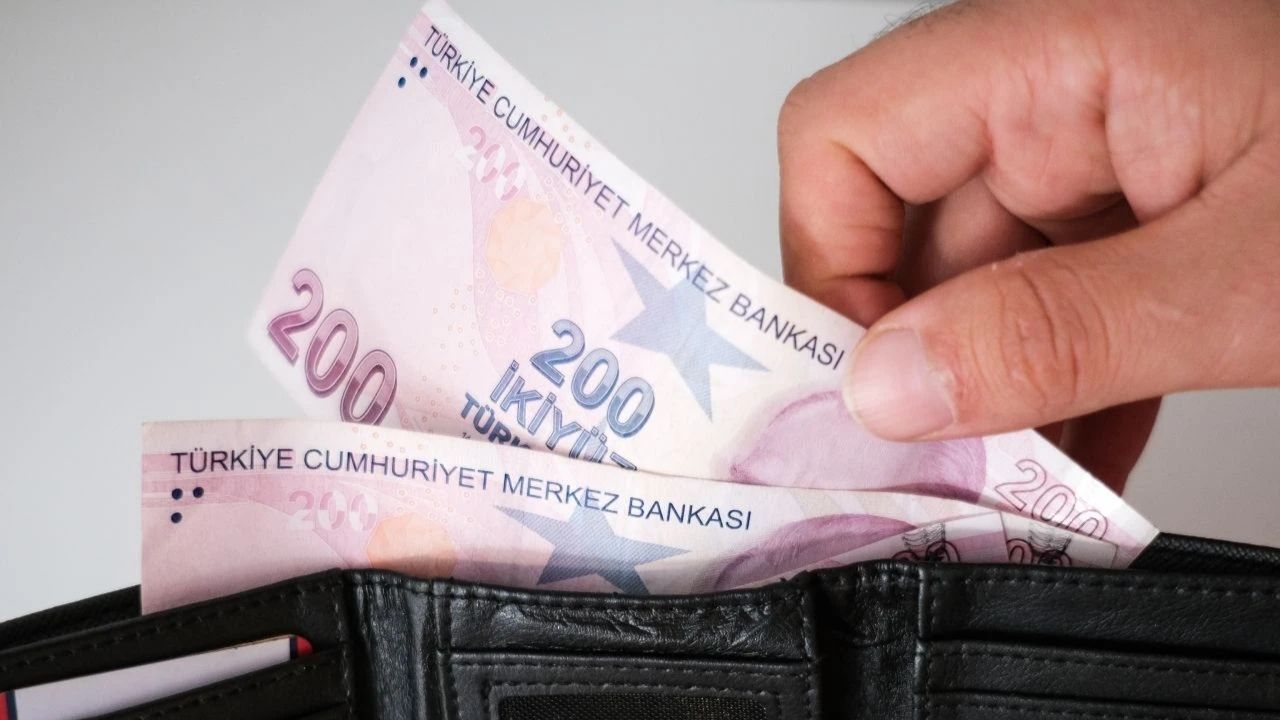 Zamlı Emekli Maaşı Ödemeleri Başlıyor İşte Ssk Ve Bağ Kur Ödeme Tarihleri (1)