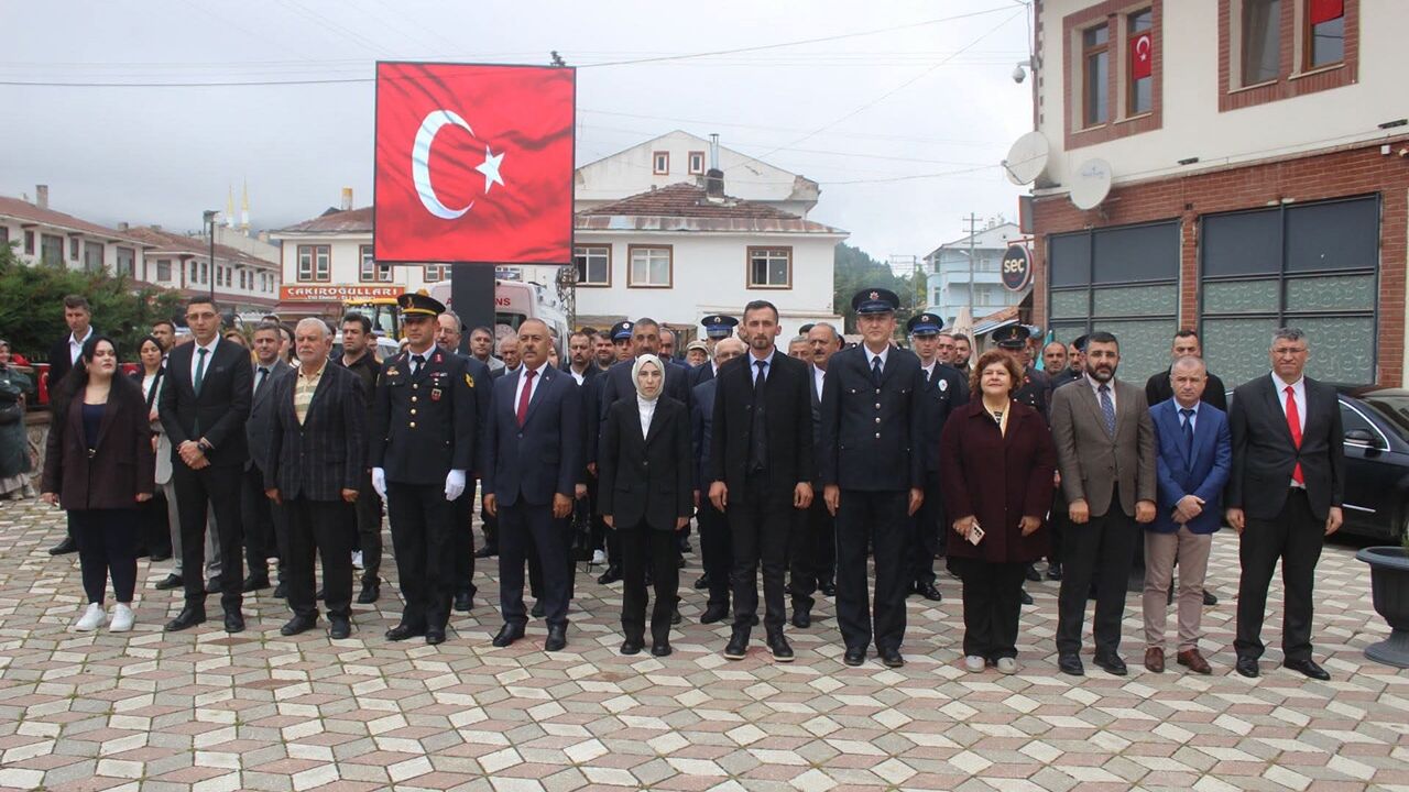 Atatürk Kastamonu Geliş (1)