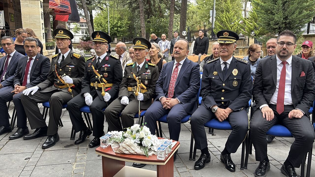 Atatürk Kastamonu Geliş (3)