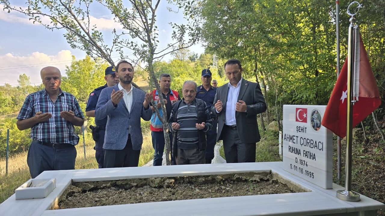 Hanönü Kaymakamı Alper Uslu'dan Şehit Ailesine Anlamlı Ziyaret
