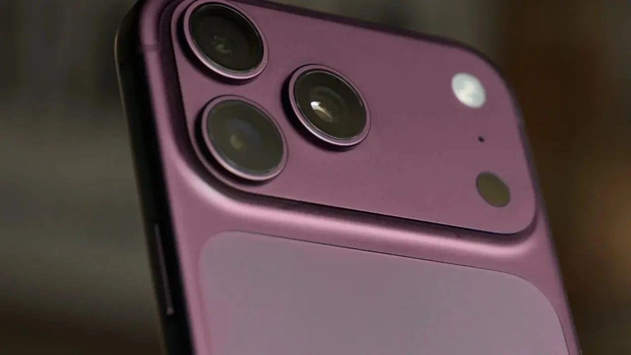 Iphone 18 (2)