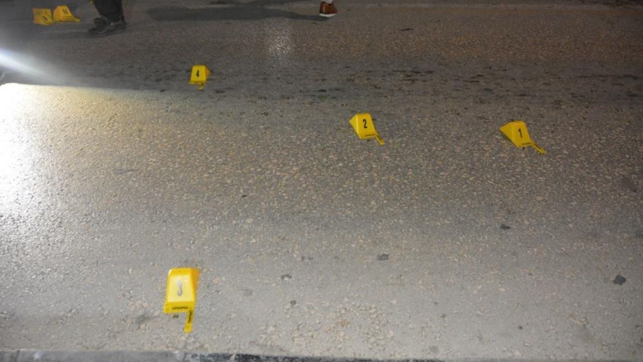 İş Yerine Ateş Açtı, Tabancasıyla Emniyete Teslim Oldu (1)
