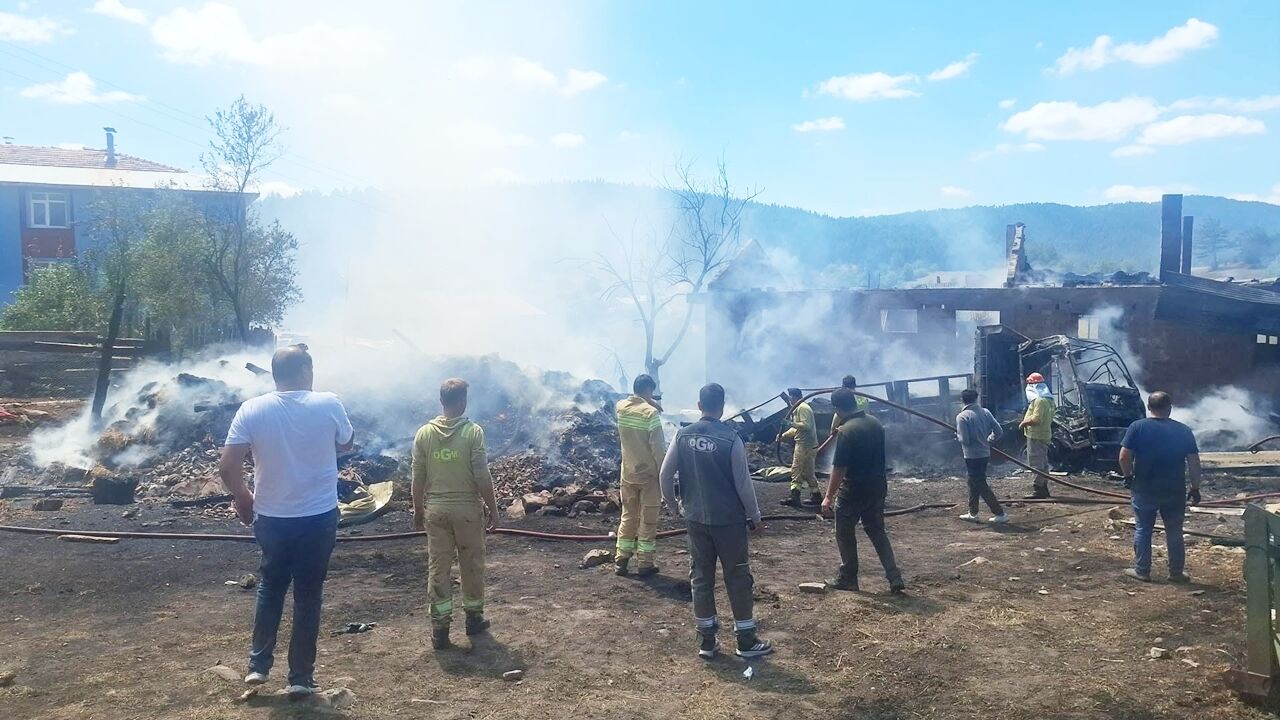 Kastamonu Azdavayda Yangın Görüntüler (3)