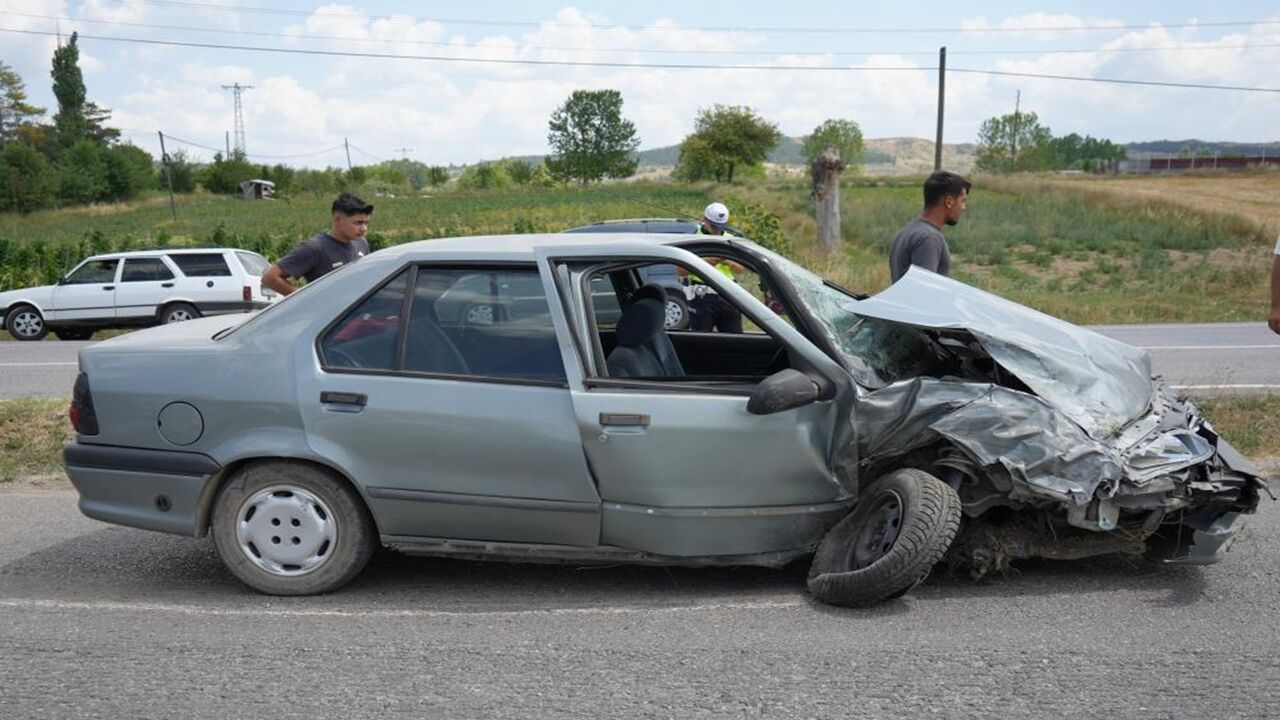 Kastamonu Trafik Kazası Yaralılar Var (3)